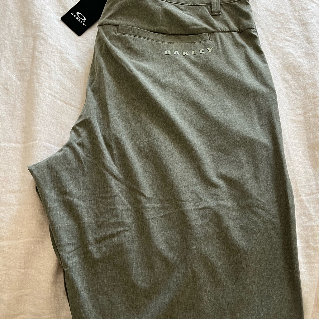 Oakley Men's Olive Pants